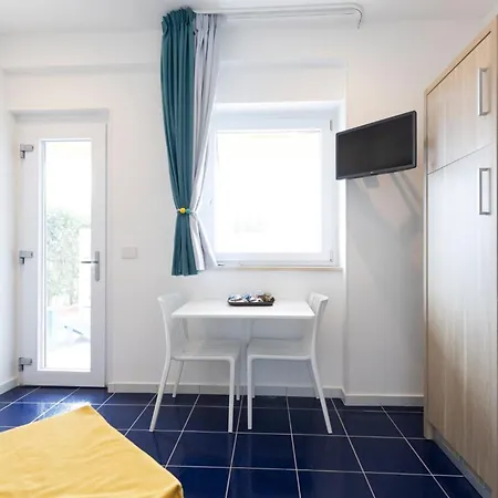 Venart By Anrealerooms Apartment Paestum